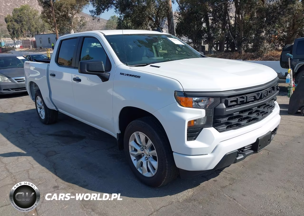 2026 Chevrolet Silverado 1500 4Wd Short Bed Custom – zdjęcie 1 z 18