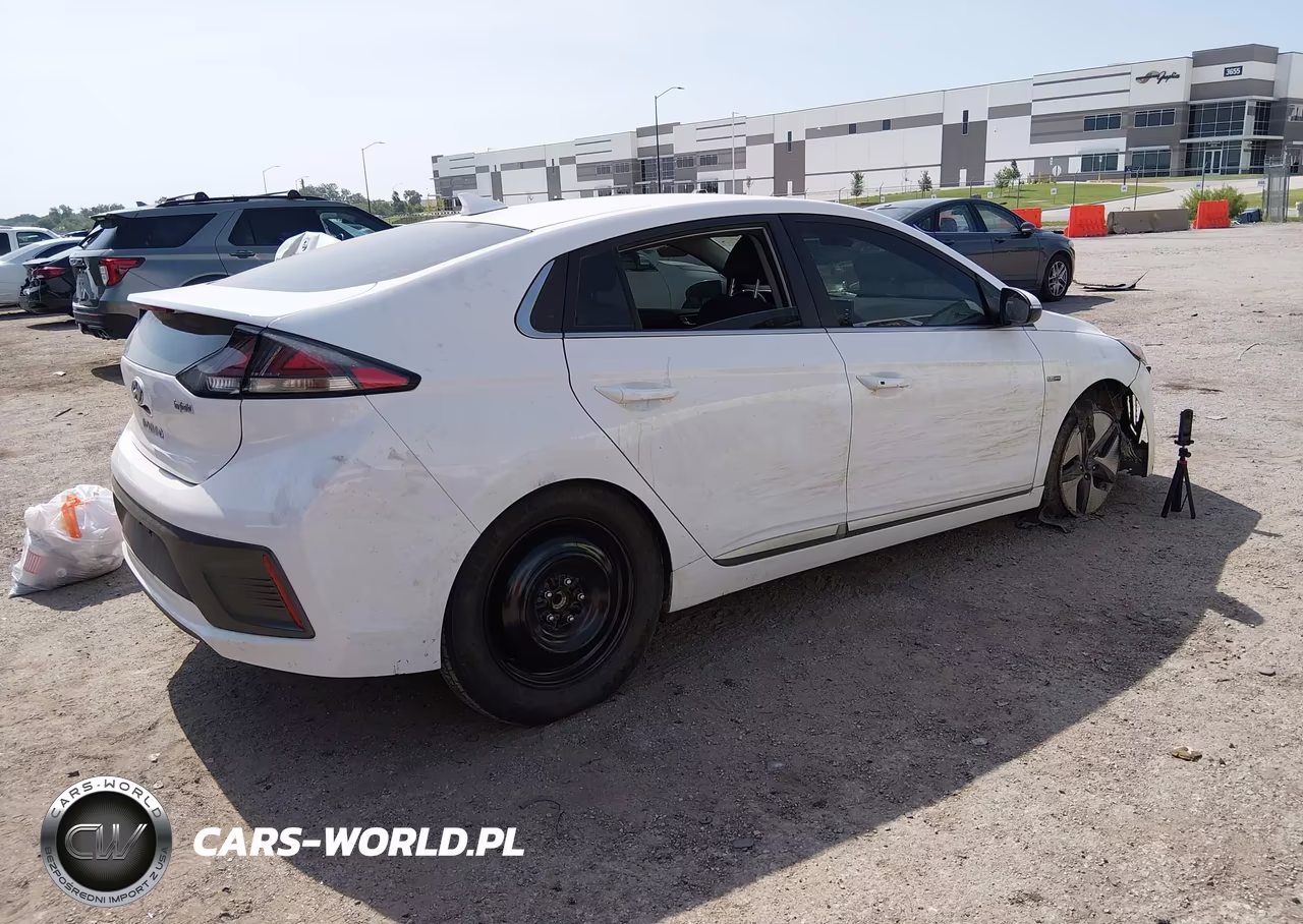 2020 Hyundai Ioniq Hybrid Sel VIN:KMHC85LC4LU211882 - 4