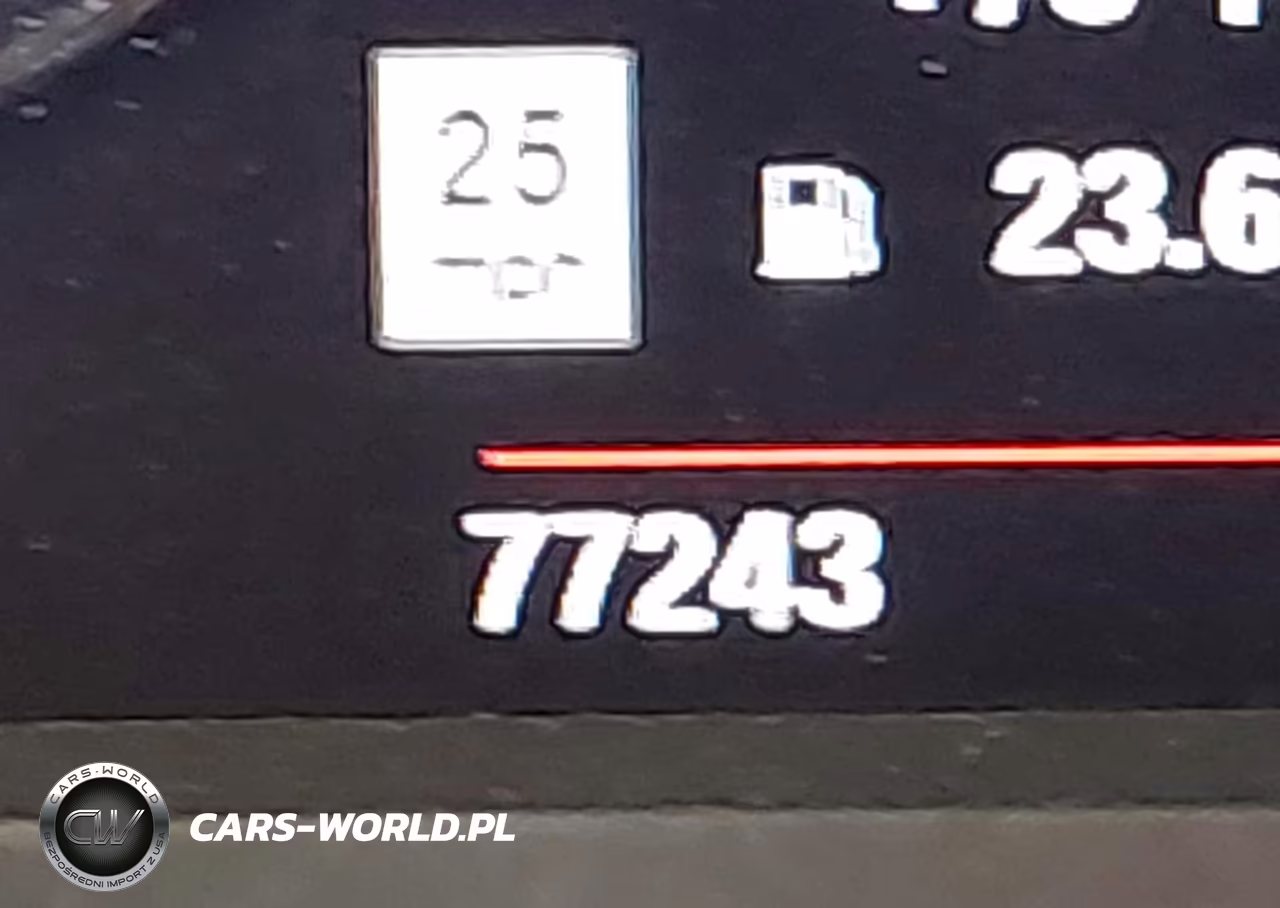 2019 BMW X1 xDrive28I VIN:WBXHT3C58K5L36023 - 15
