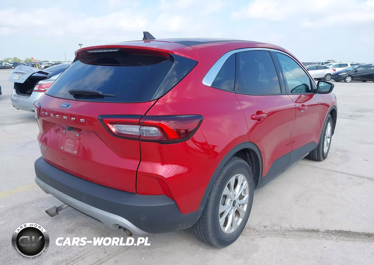 2023 Ford Escape Active VIN:1FMCU0GN1PUB16065 - 4