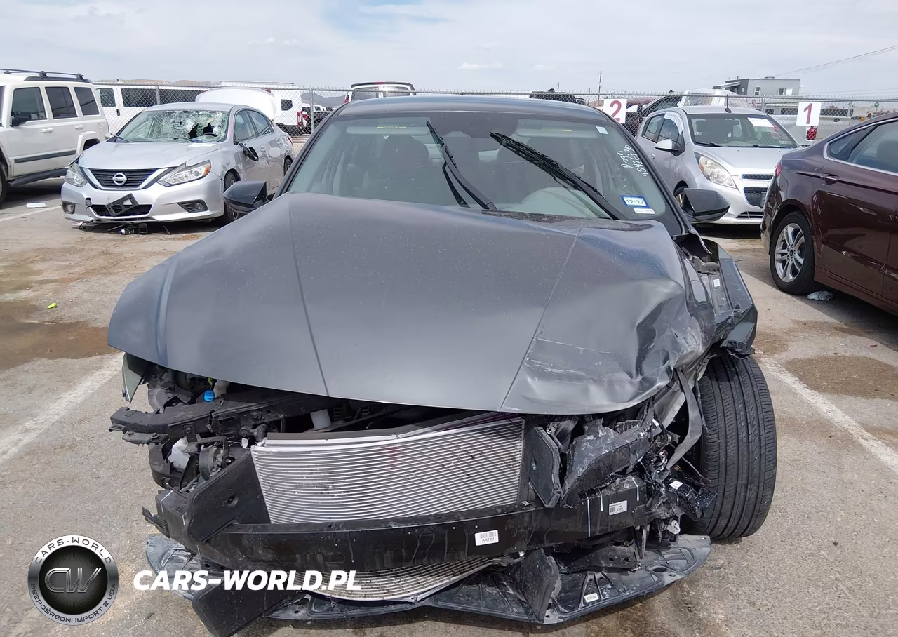 2026 Hyundai Elantra Sel Sport VIN:KMHLM4DG2TU100772 - 12