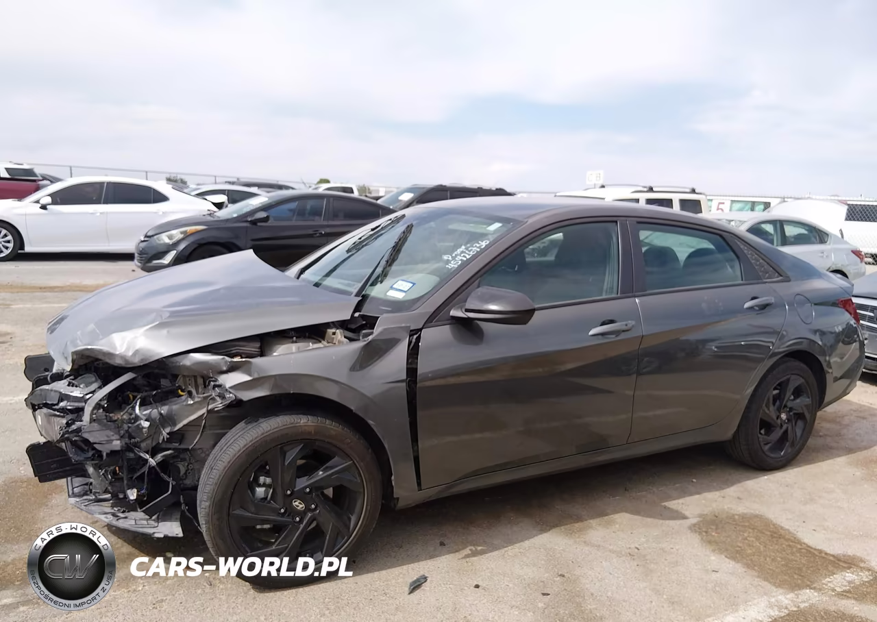2026 Hyundai Elantra Sel Sport VIN:KMHLM4DG2TU100772 - 14