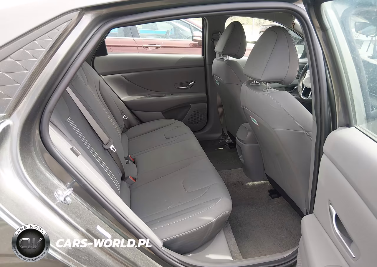 2026 Hyundai Elantra Sel Sport VIN:KMHLM4DG2TU100772 - 8