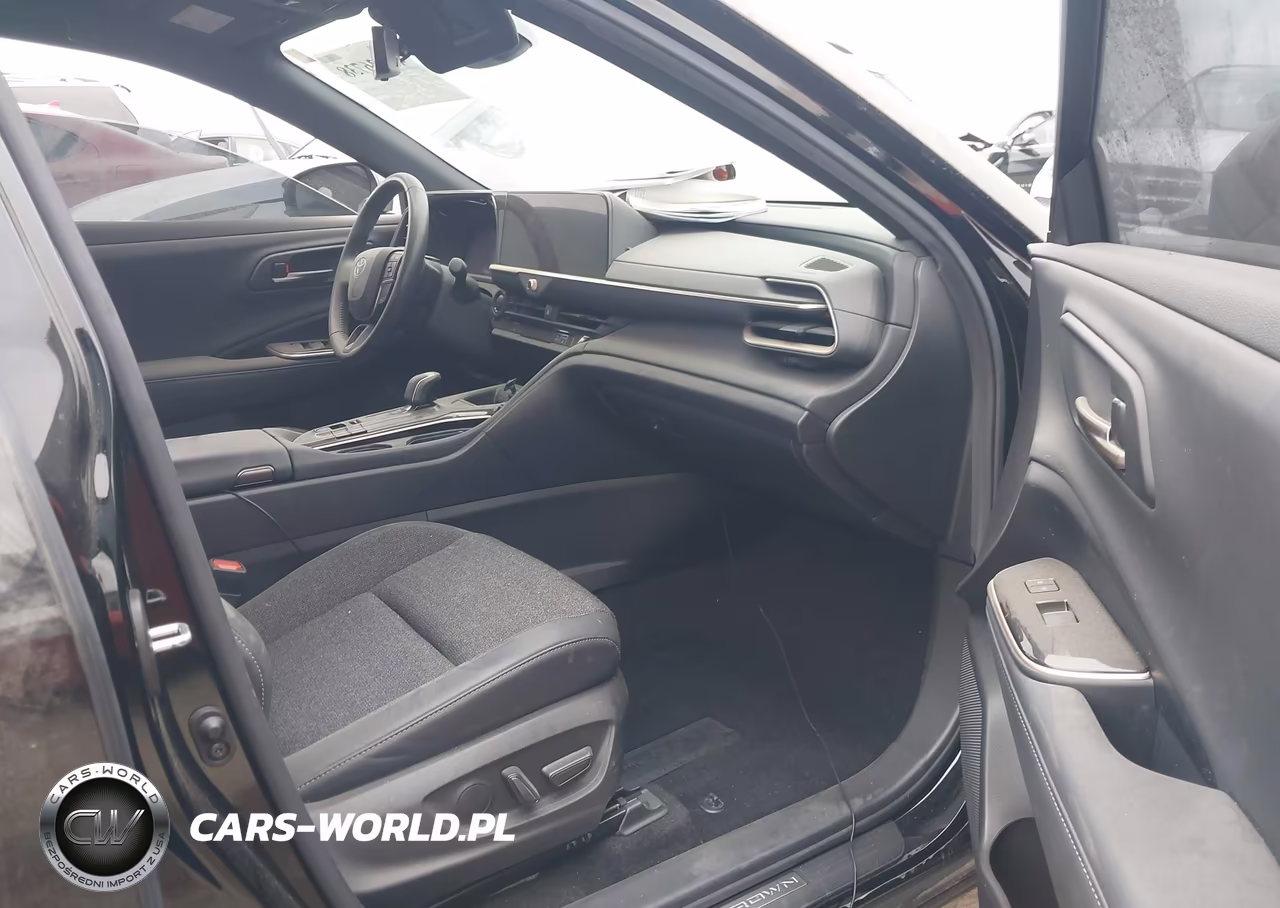 2024 Toyota Crown Xle VIN:JTDAAAAF8R3026304 - 5