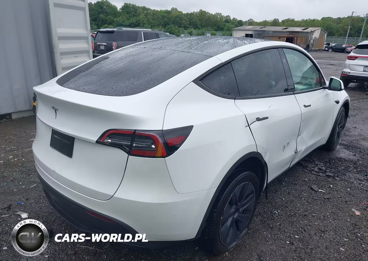 2024 Tesla Model Y Long Range Single Motor Rear-Wheel Drive-Rwd VIN:7SAYGDED7RF112586 - 4