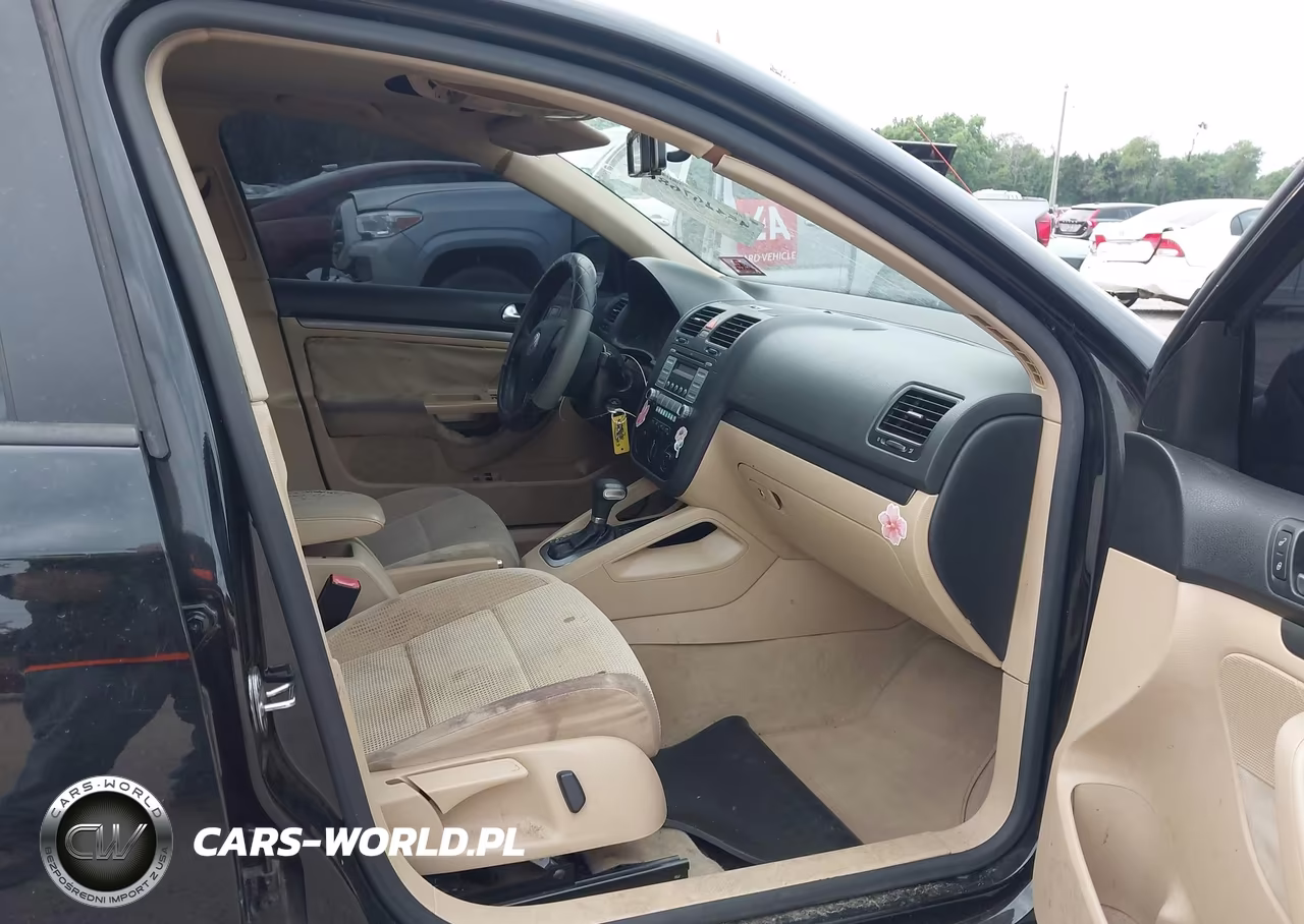 2009 Volkswagen Jetta S VIN:3VWJM71K29M154105 - 5