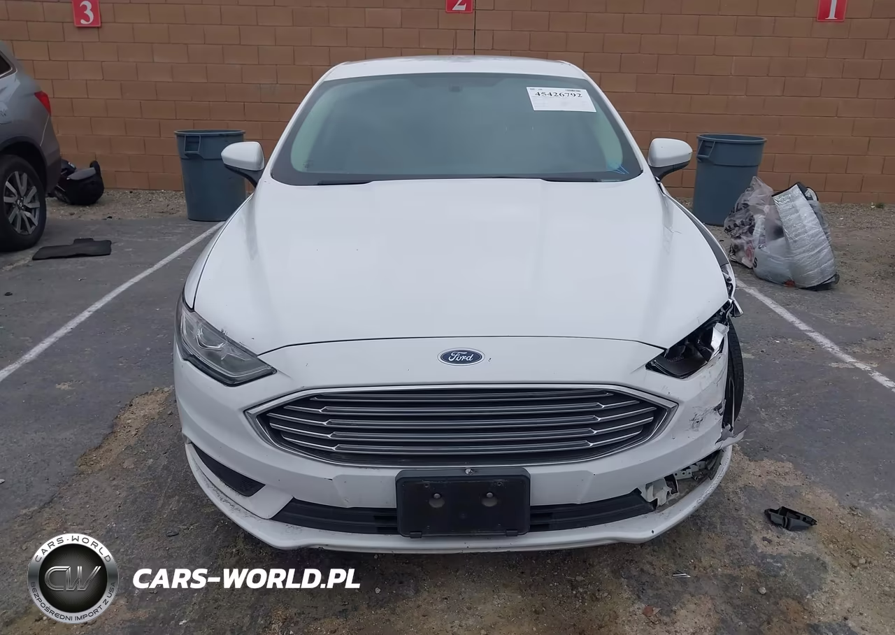 2018 Ford Fusion S VIN:3FA6P0G78JR257102 - 11