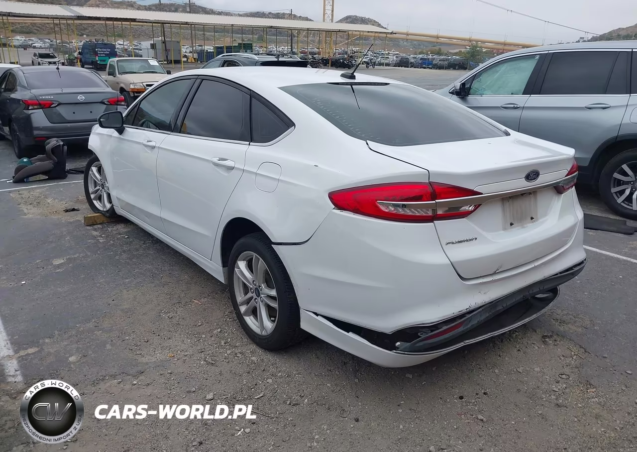 2018 Ford Fusion S VIN:3FA6P0G78JR257102 - 3