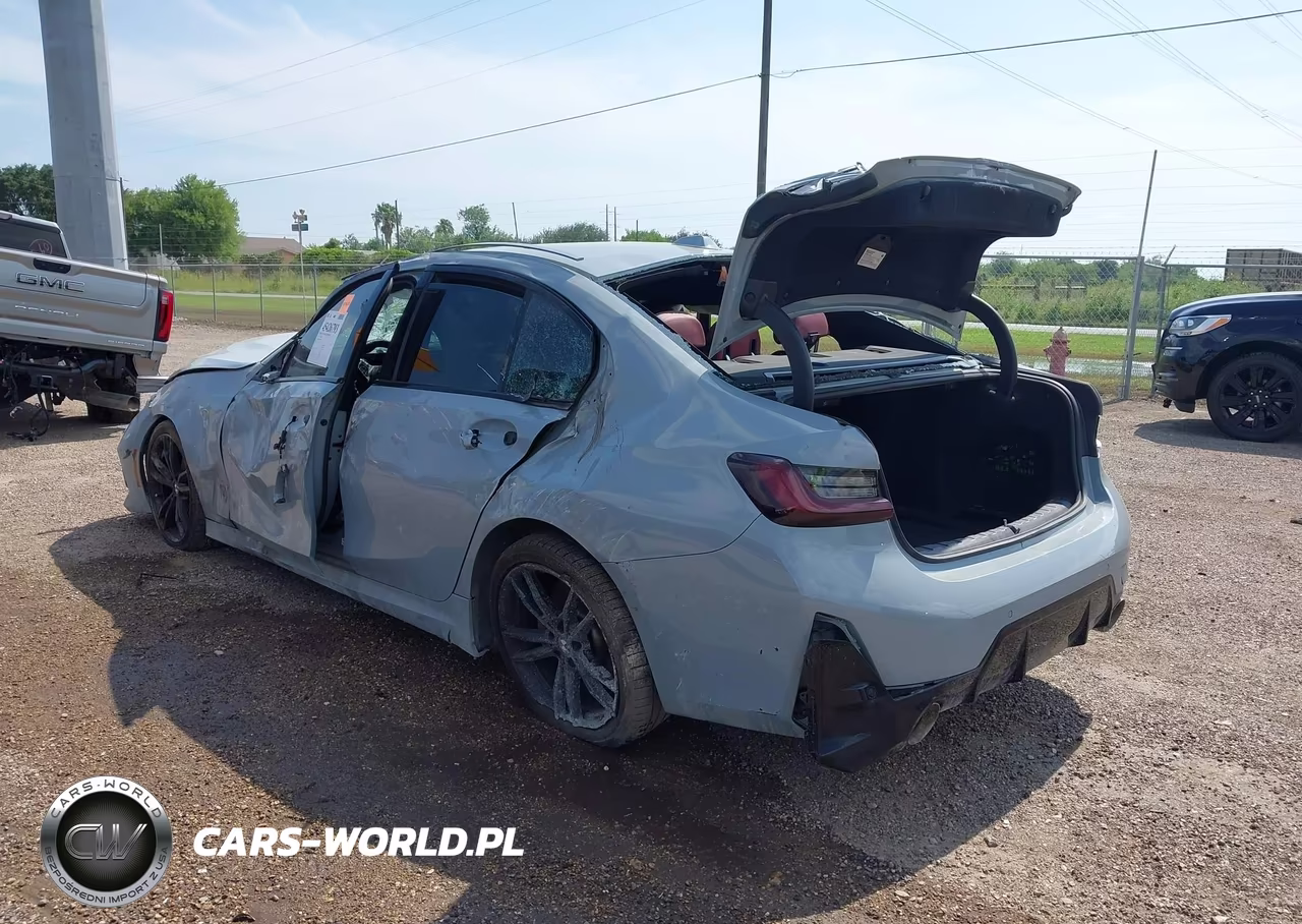 2024 BMW 330I VIN:3MW69FF05R8D97442 - 3
