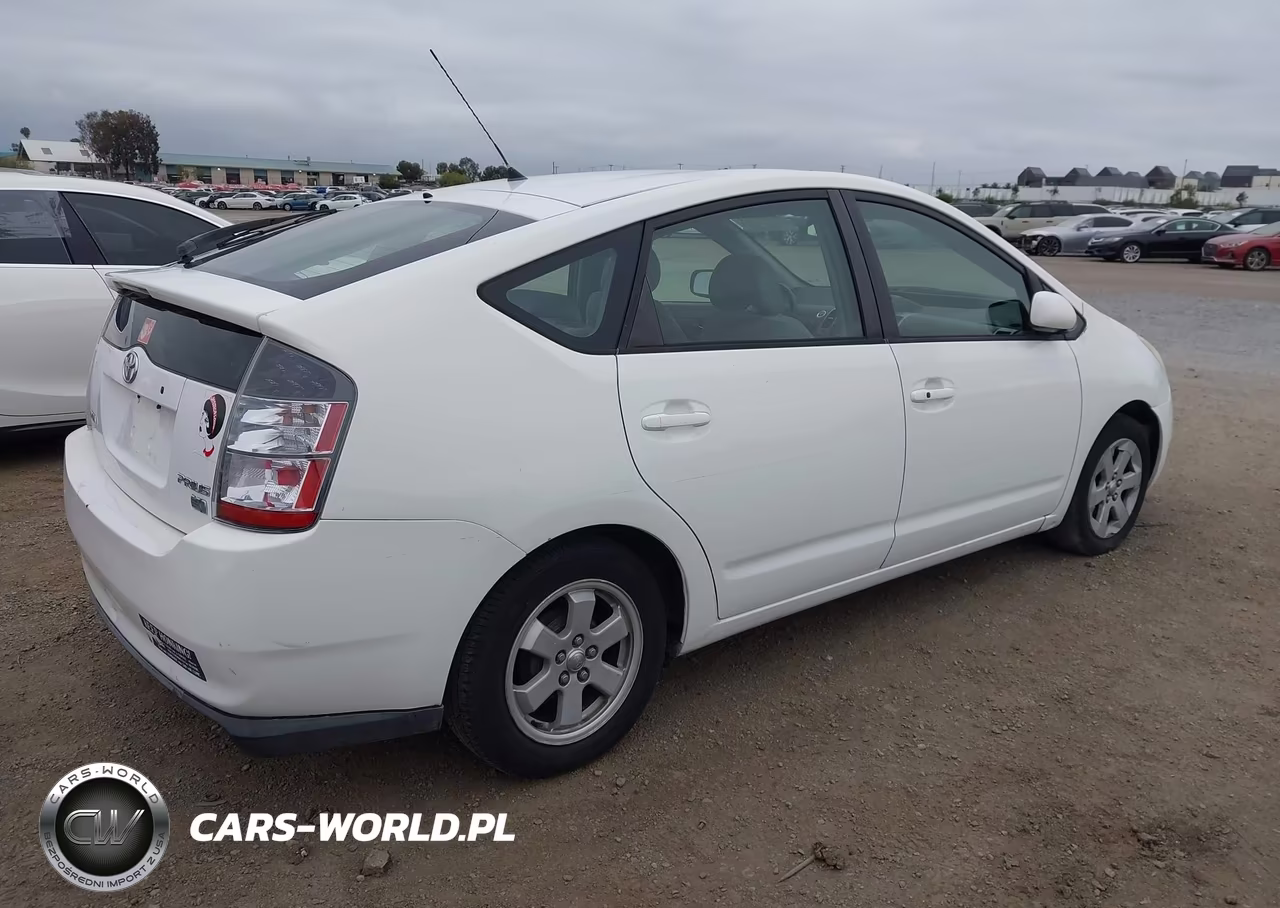 2004 Toyota Prius VIN:JTDKB20U540058726 - 4