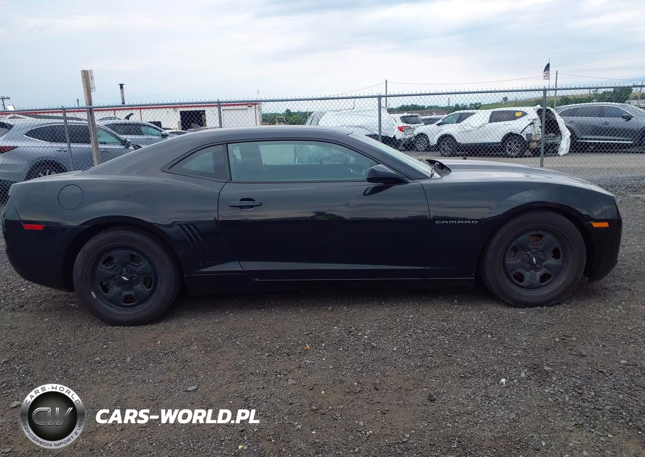 2011 Chevrolet Camaro 2Ls VIN:2G1FA1ED7B9145367 - 13
