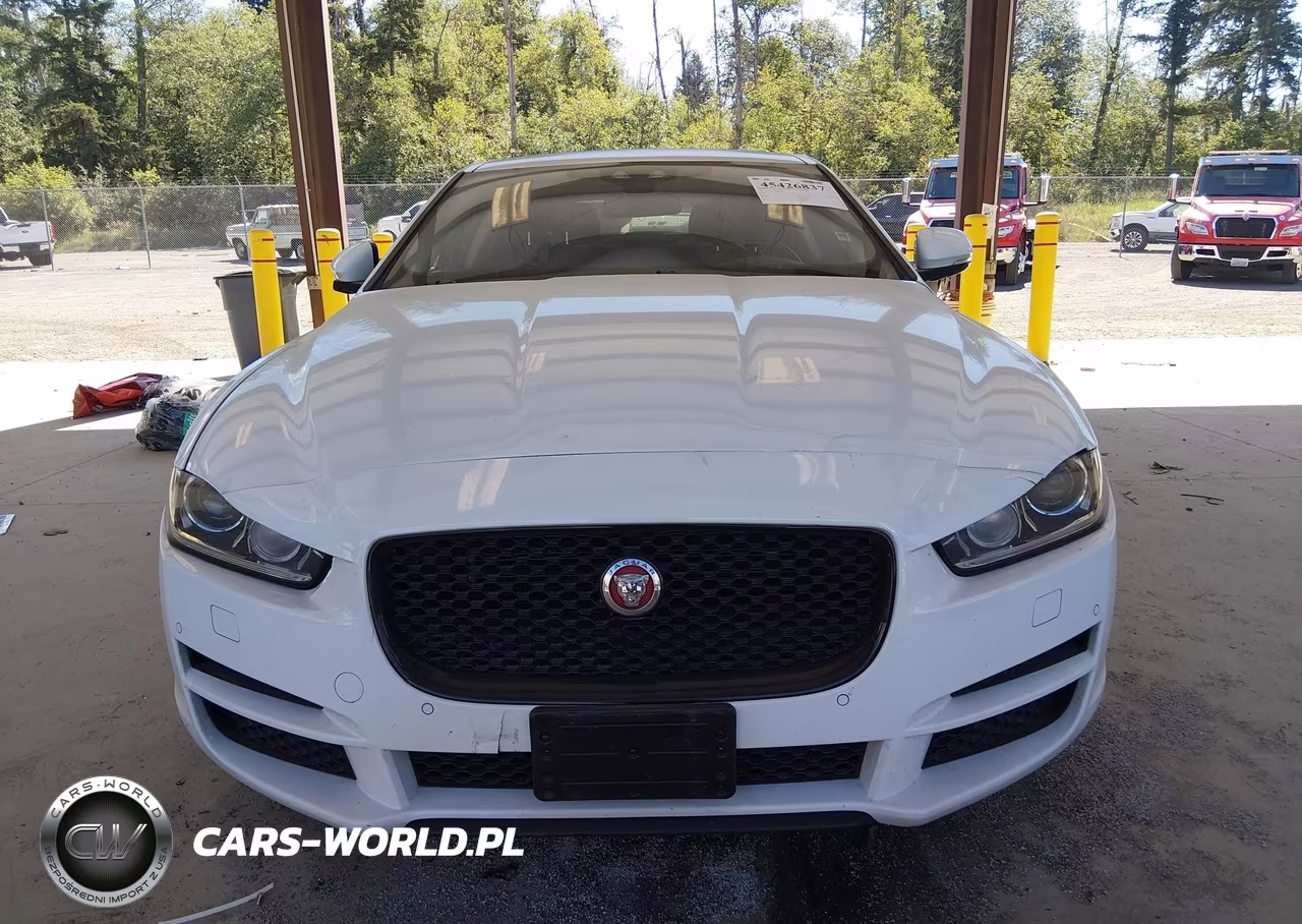 2017 Jaguar Xe 25T Prestige VIN:SAJAE4BGXHA947299 - 13