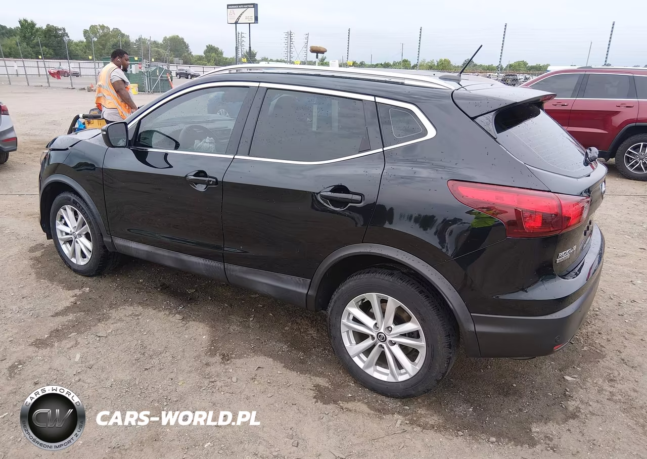 2019 Nissan Rogue Sport Sv VIN:JN1BJ1CR2KW345085 - 3