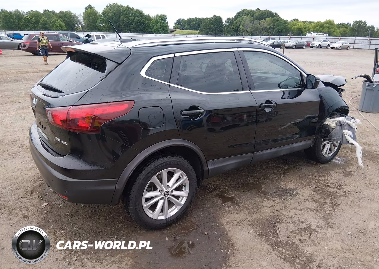 2019 Nissan Rogue Sport Sv VIN:JN1BJ1CR2KW345085 - 4