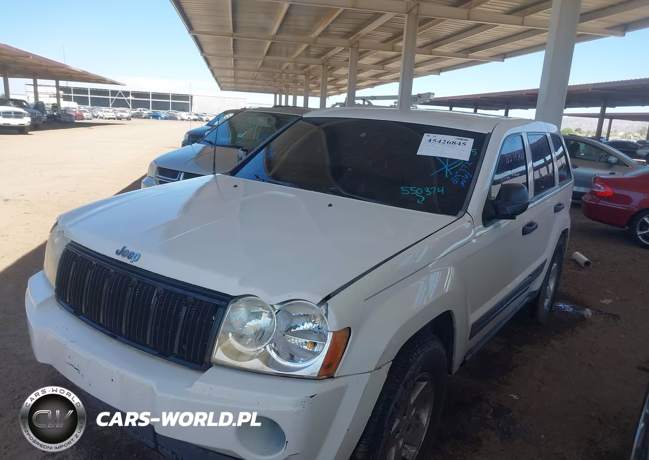 2005 Jeep Grand Cherokee Laredo VIN:1J4GR48K35C550374 - 2