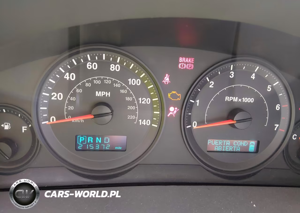 2005 Jeep Grand Cherokee Laredo VIN:1J4GR48K35C550374 - 7
