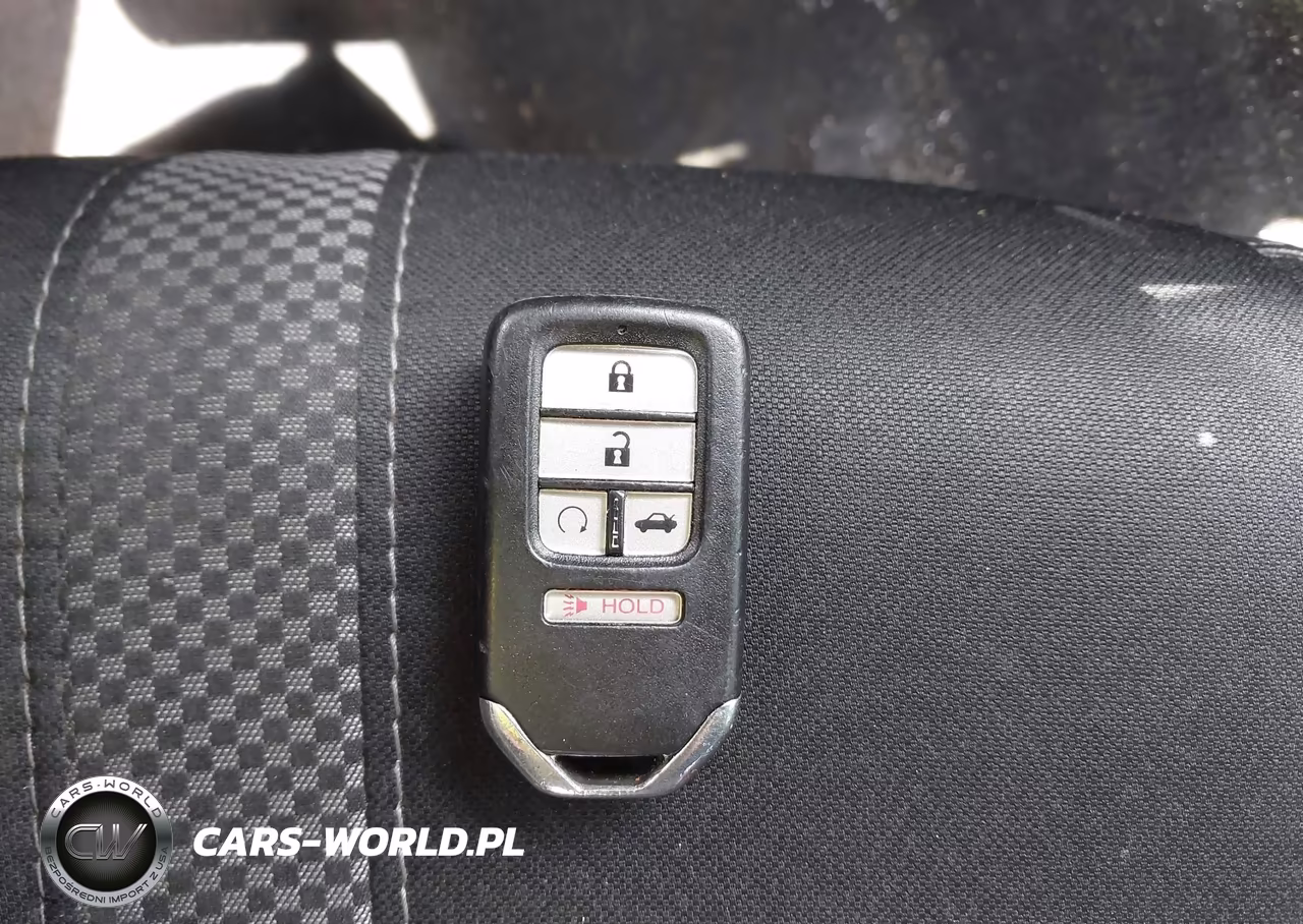 2019 Honda Civic Sport VIN:2HGFC2F82KH559348 - 11