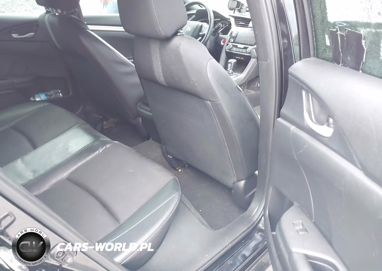 2019 Honda Civic Sport VIN:2HGFC2F82KH559348 - 8