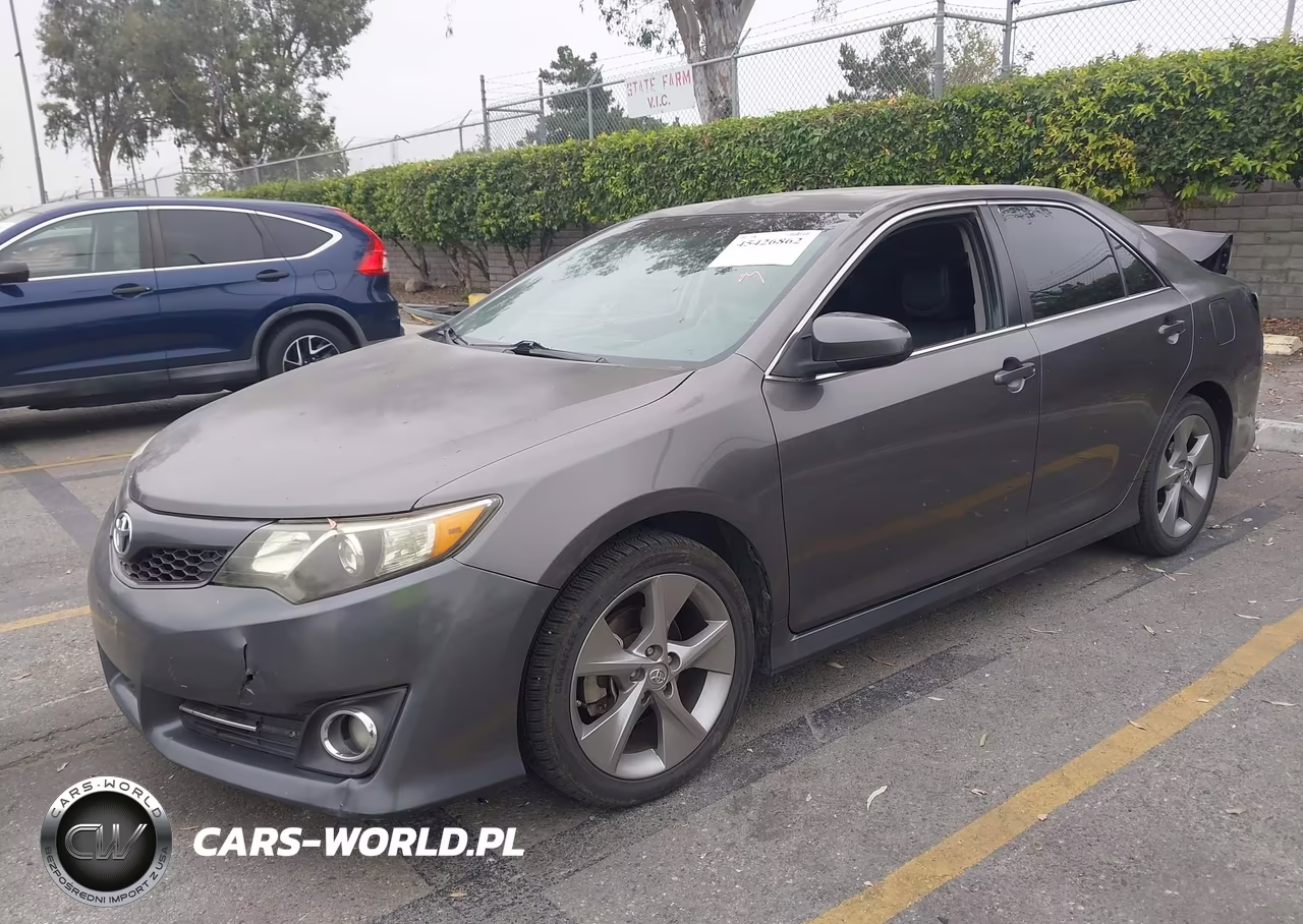 2014 Toyota Camry Se Sport VIN:4T1BF1FK6EU761536 - 2