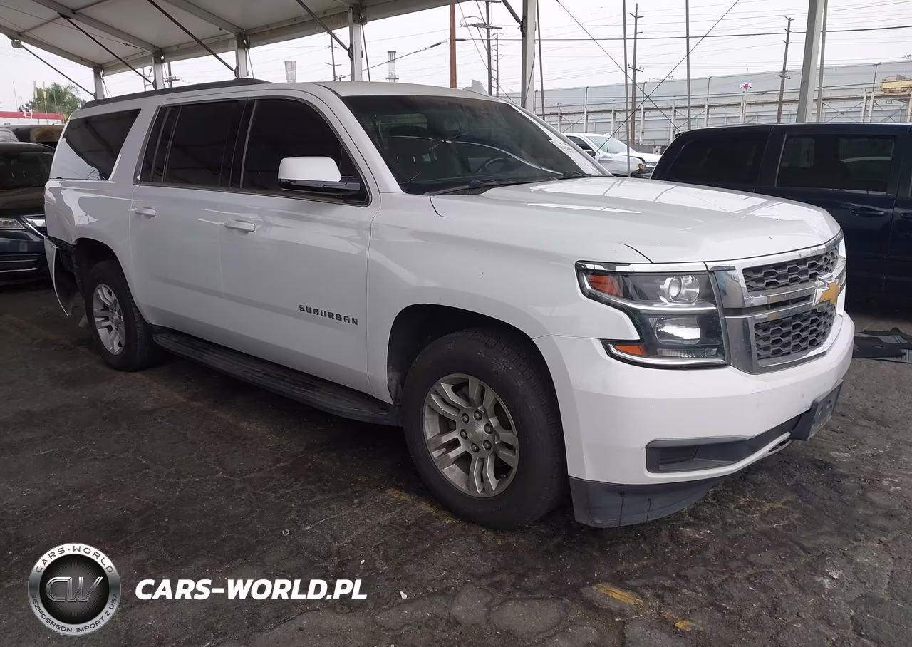 2017 Chevrolet Suburban Ls – zdjęcie 1 z 17
