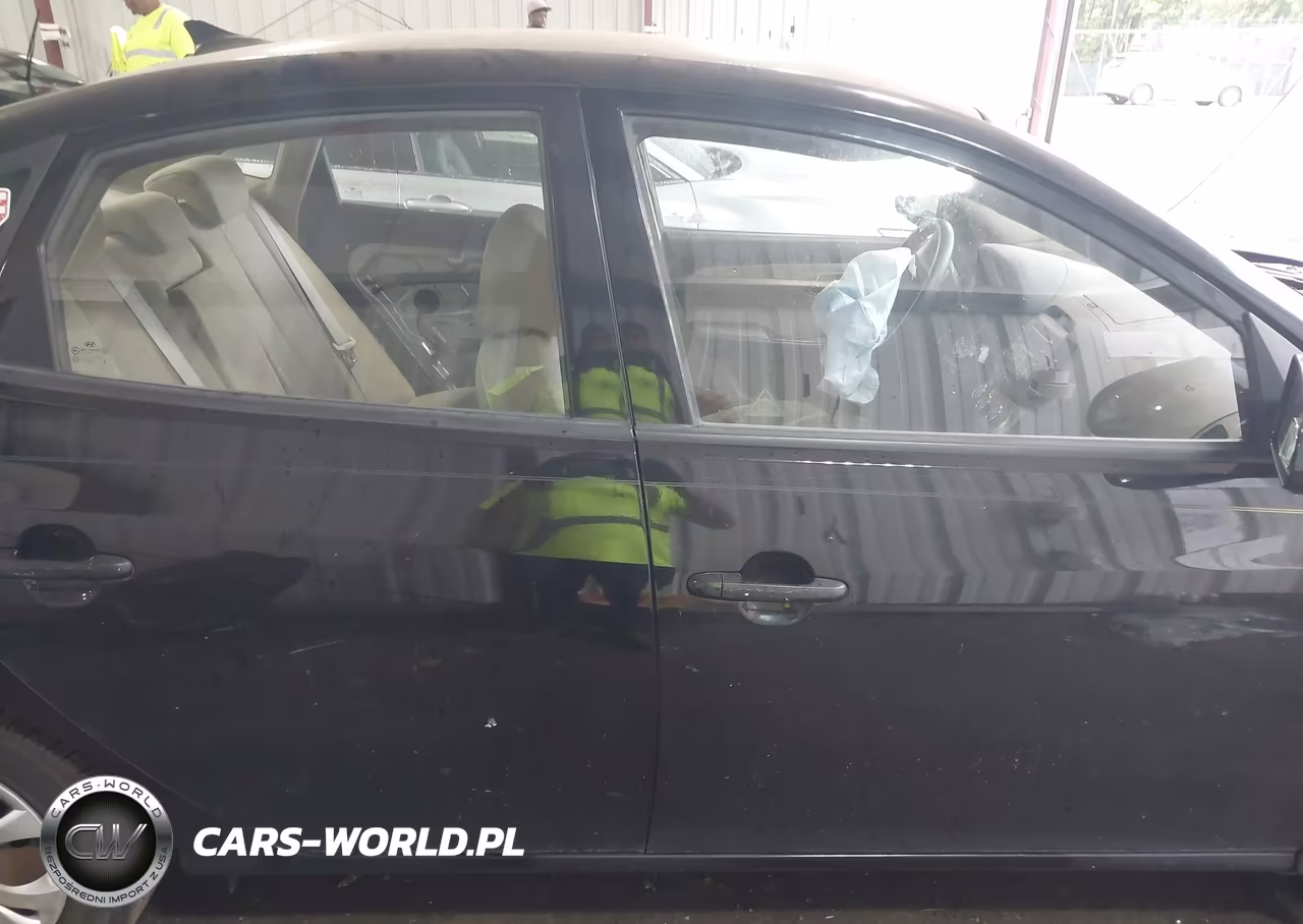 2010 Hyundai Elantra Gls VIN:KMHDU4AD1AU110737 - 13