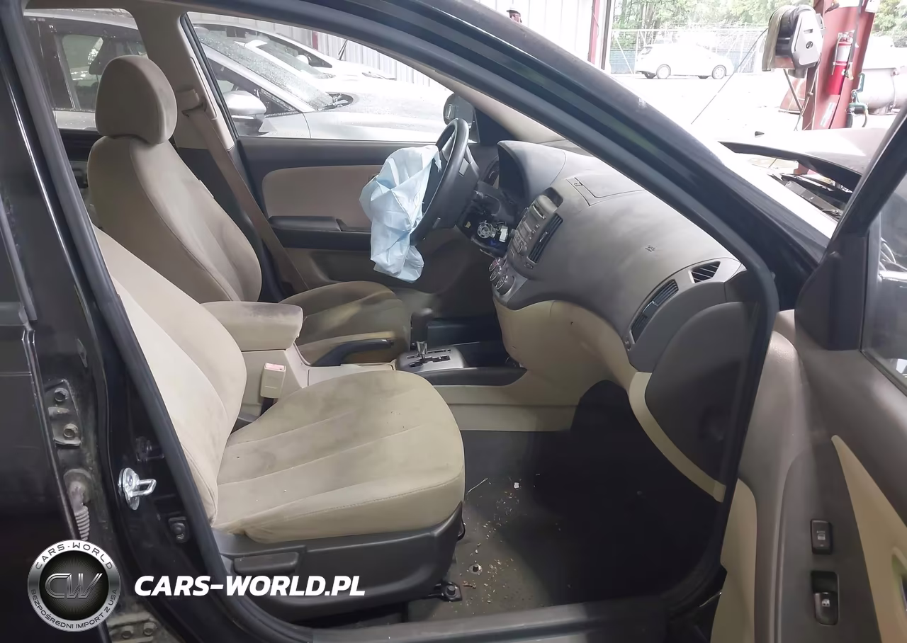 2010 Hyundai Elantra Gls VIN:KMHDU4AD1AU110737 - 5