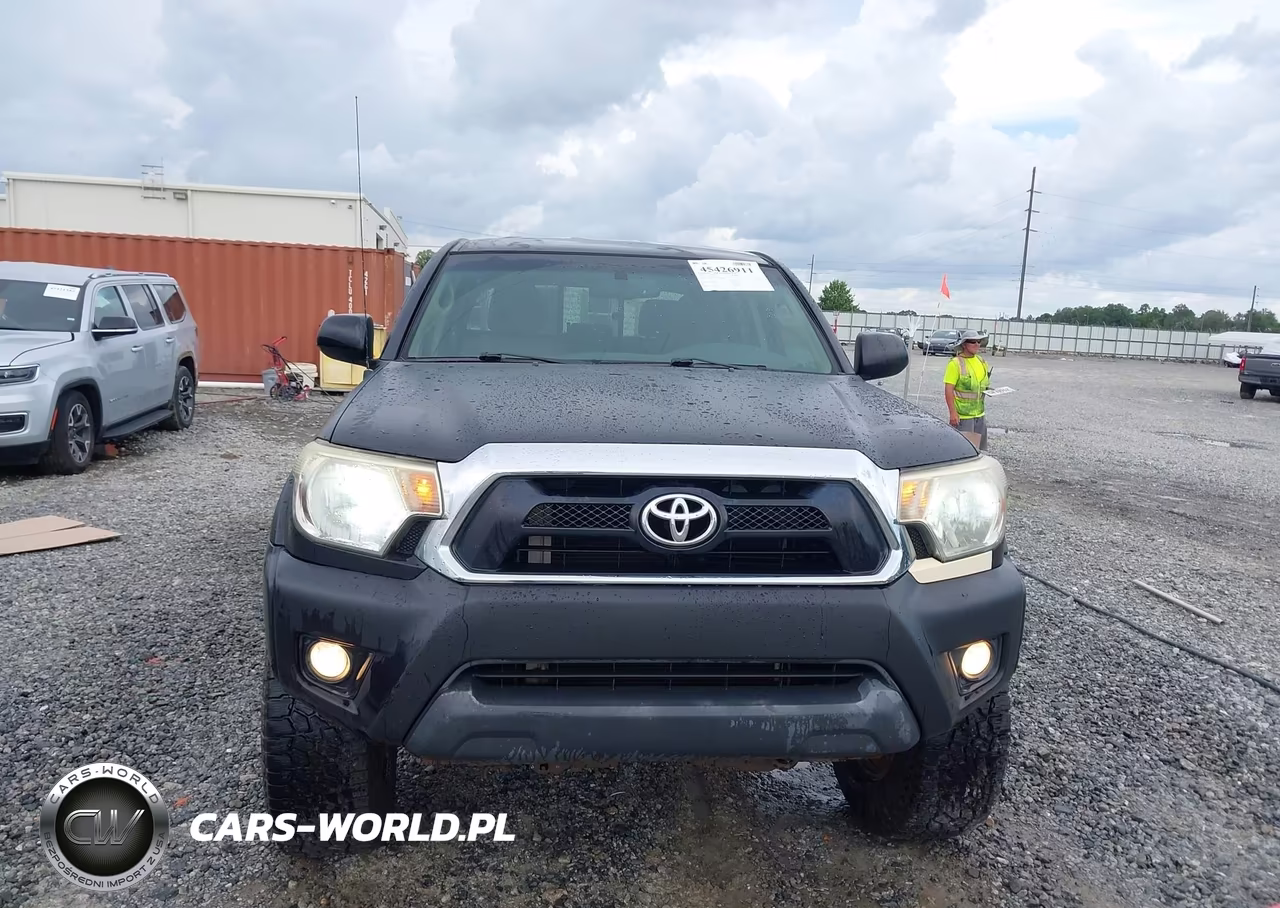 2013 Toyota Tacoma Base V6 VIN:5TFLU4EN7DX065227 - 12