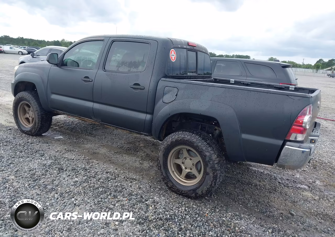 2013 Toyota Tacoma Base V6 VIN:5TFLU4EN7DX065227 - 3