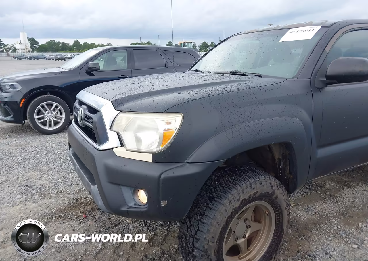 2013 Toyota Tacoma Base V6 VIN:5TFLU4EN7DX065227 - 6