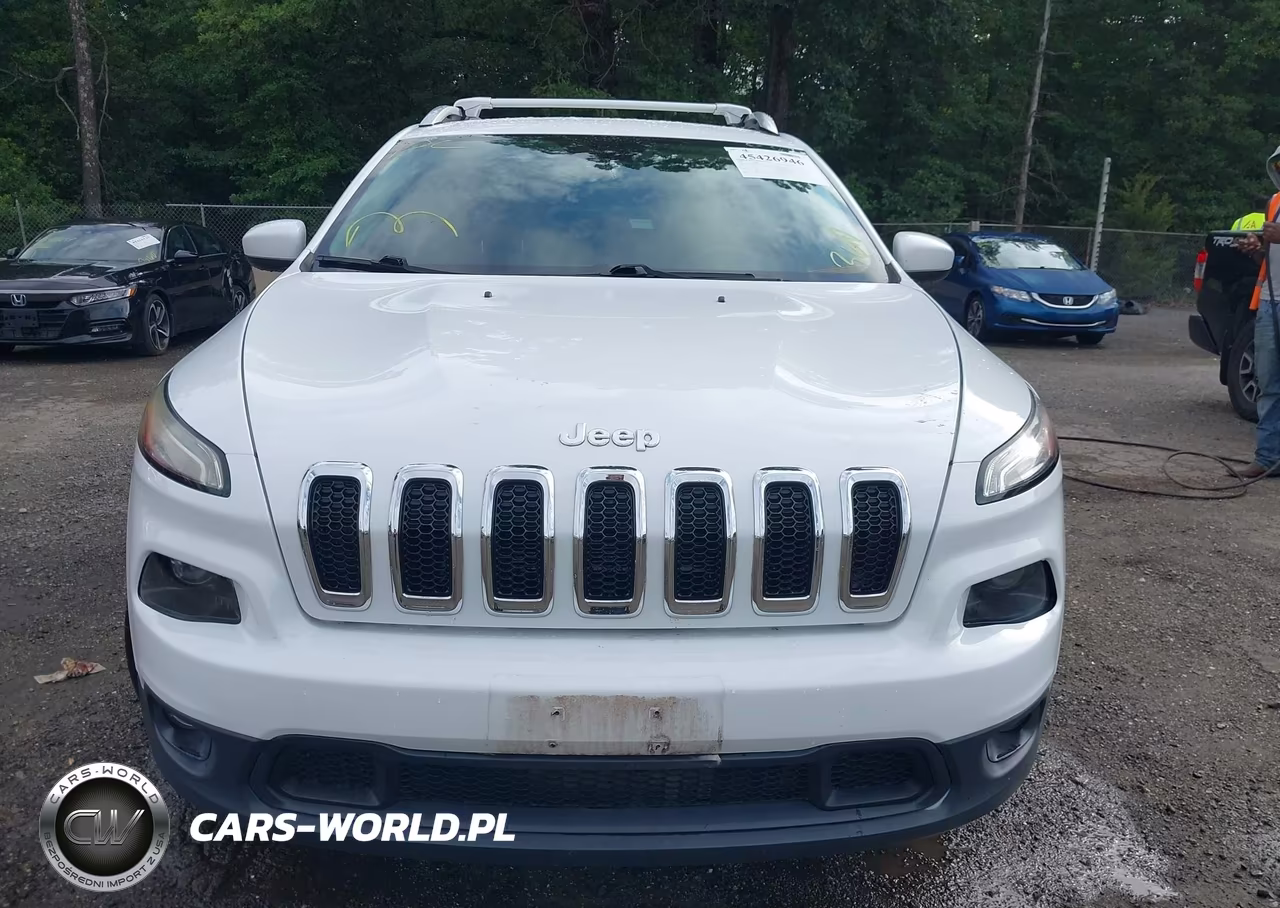 2015 Jeep Cherokee Latitude VIN:1C4PJMCS4FW709407 - 12