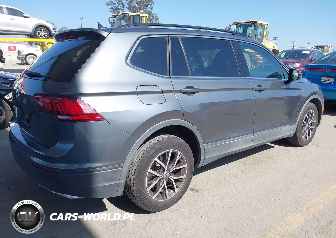 2019 Volkswagen Tiguan 2.0T Se-2.0T Sel-2.0T Sel R-Line-2.0T Sel R-Line Black VIN:3VV3B7AX3KM153985 - 4