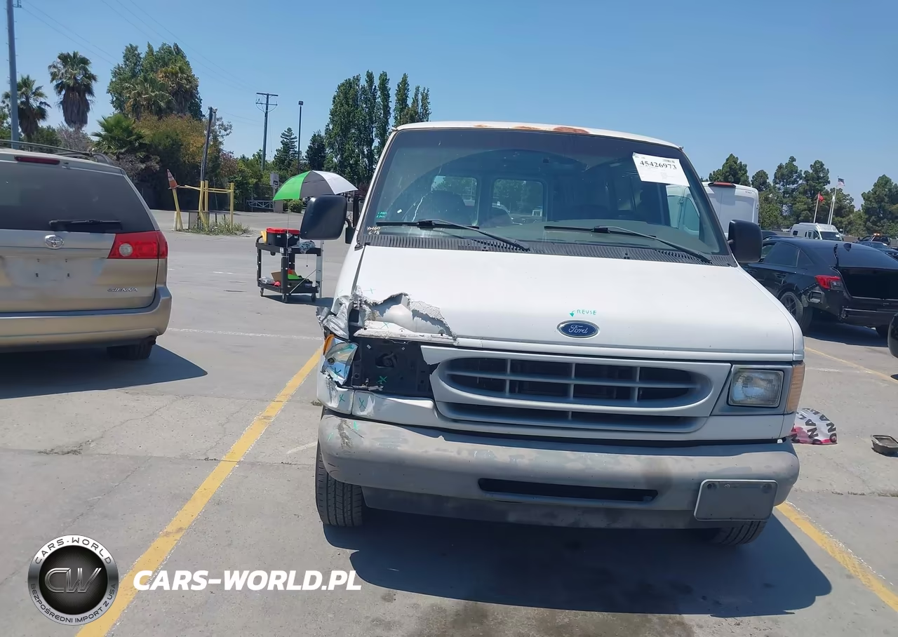 2001 Ford E-150 Commercial-Recreational VIN:1FTRE14221HB67747 - 13