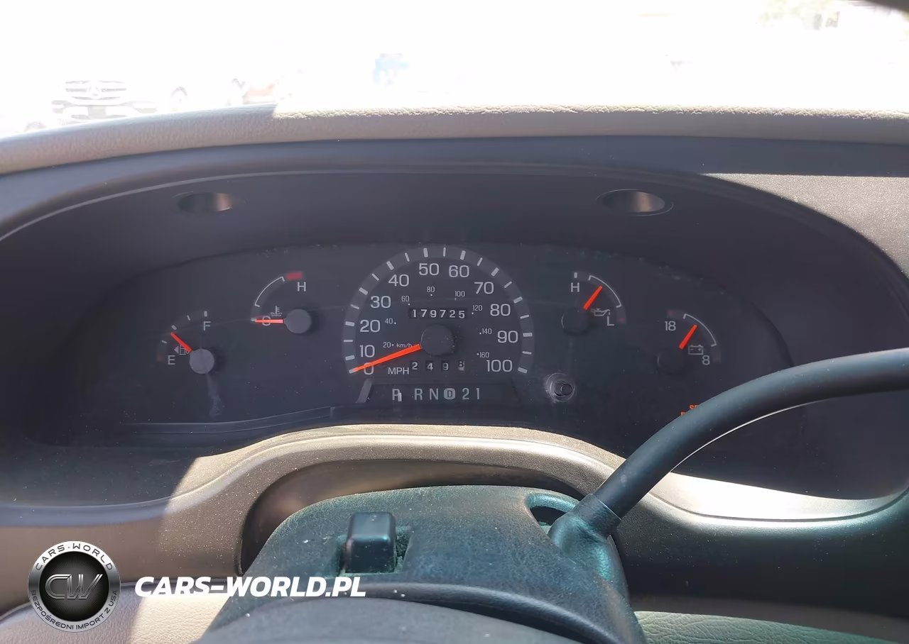2001 Ford E-150 Commercial-Recreational VIN:1FTRE14221HB67747 - 7