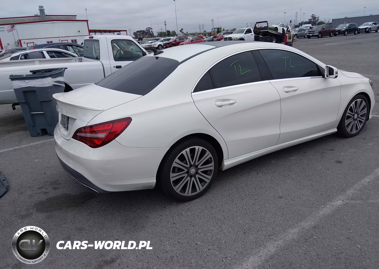 2018 Mercedes-Benz Cla 250 VIN:WDDSJ4EB4JN517092 - 4