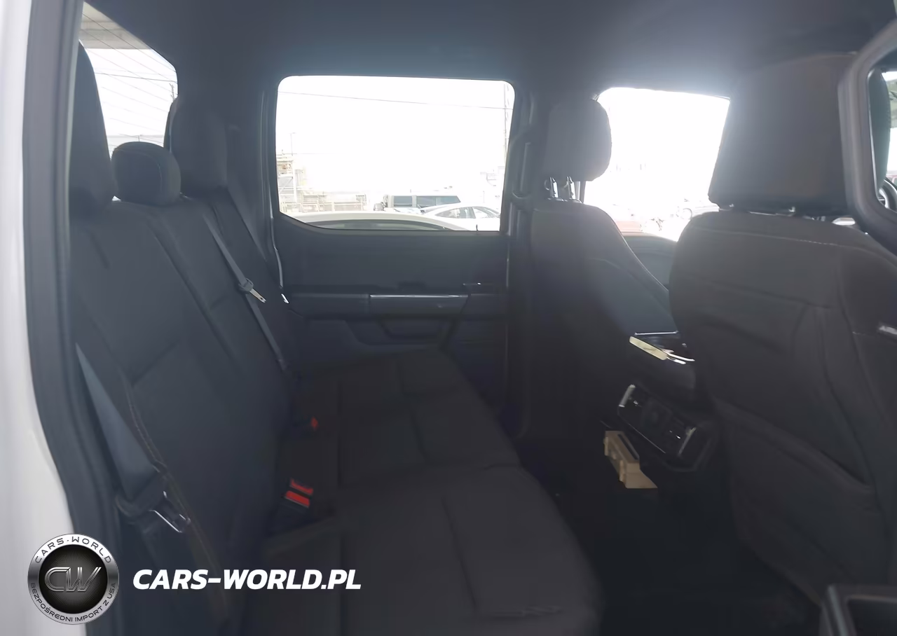 2023 Ford F-150 Xlt VIN:1FTFW1E89PKD02687 - 8