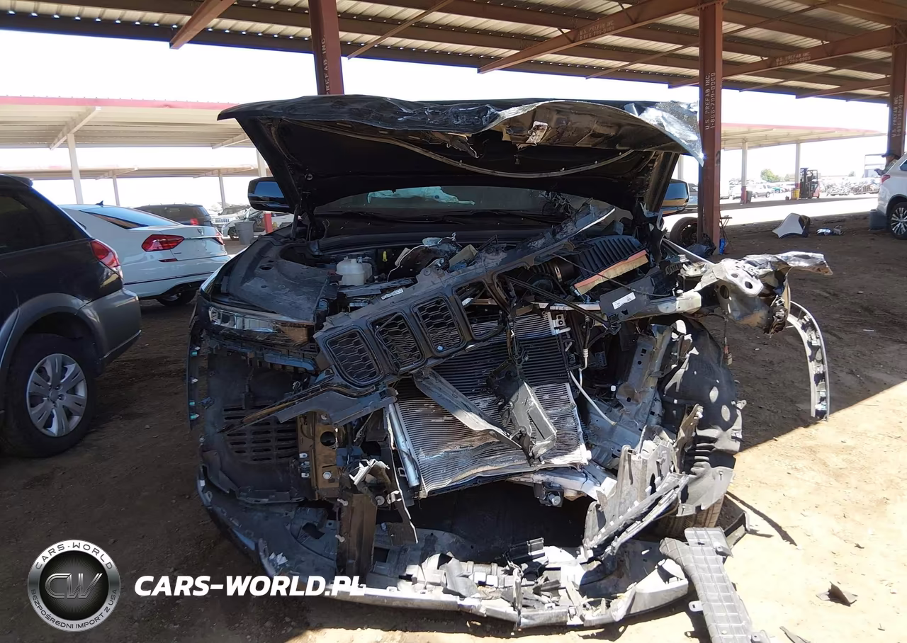 2025 Jeep Grand Cherokee L Altitude 4X2 VIN:1C4RJJAG5S8632177 - 12