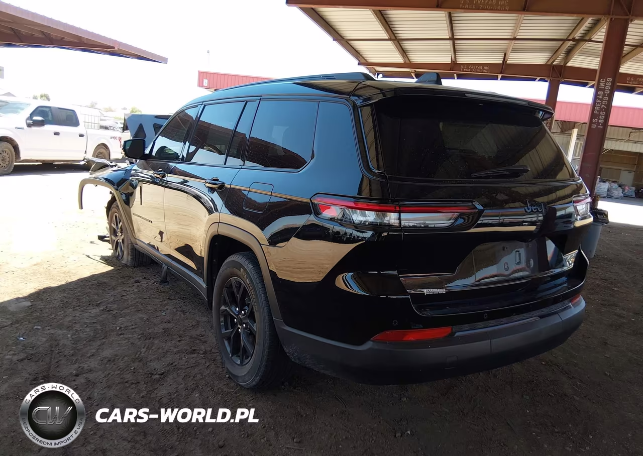 2025 Jeep Grand Cherokee L Altitude 4X2 VIN:1C4RJJAG5S8632177 - 3