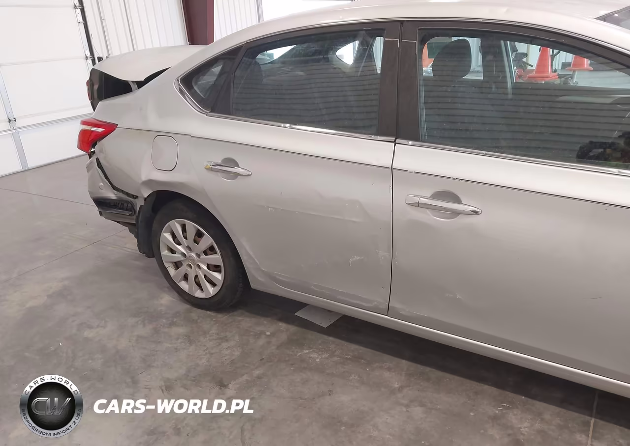 2018 Nissan Sentra S VIN:3N1AB7AP6JY283873 - 6