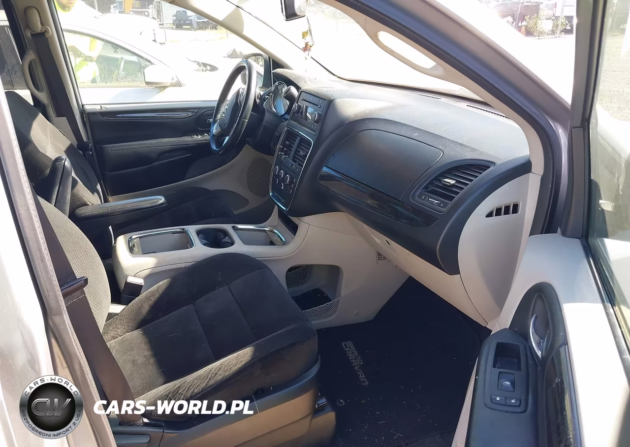 2015 Dodge Grand Caravan Sxt VIN:2C4RDGCG1FR550769 - 5