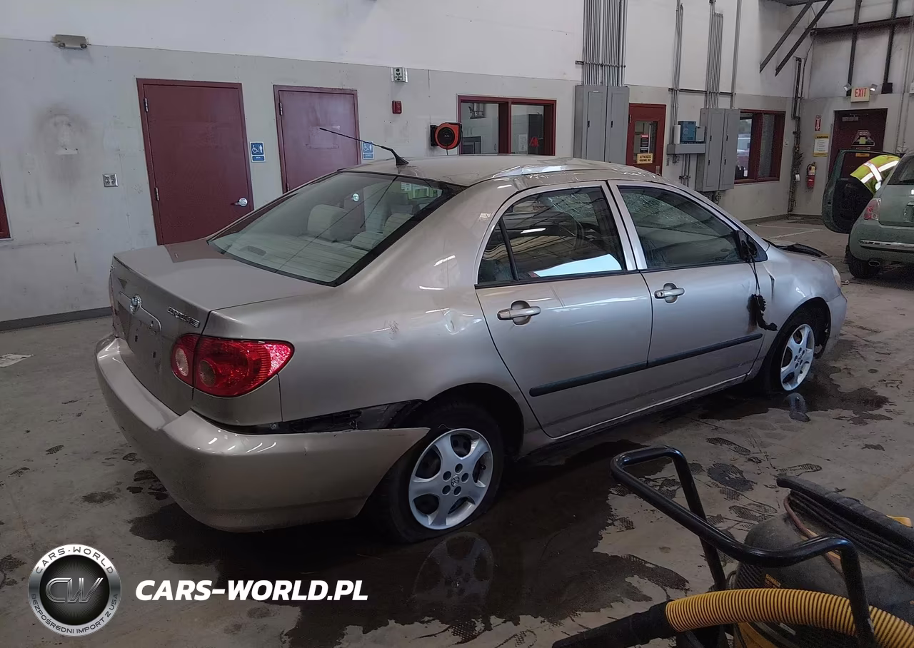 2007 Toyota Corolla Ce VIN:1NXBR32EX7Z812039 - 4