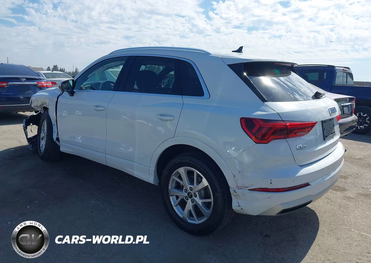 2024 Audi Q3 Premium 40 Tfsi Quattro Tiptronic VIN:WA1AUCF31R1117132 - 3