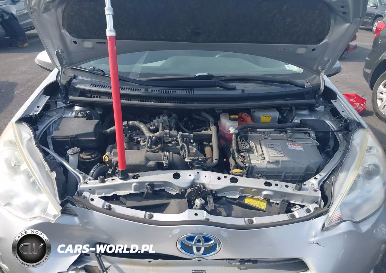 2012 Toyota Prius C Two VIN:JTDKDTB35C1527228 - 10