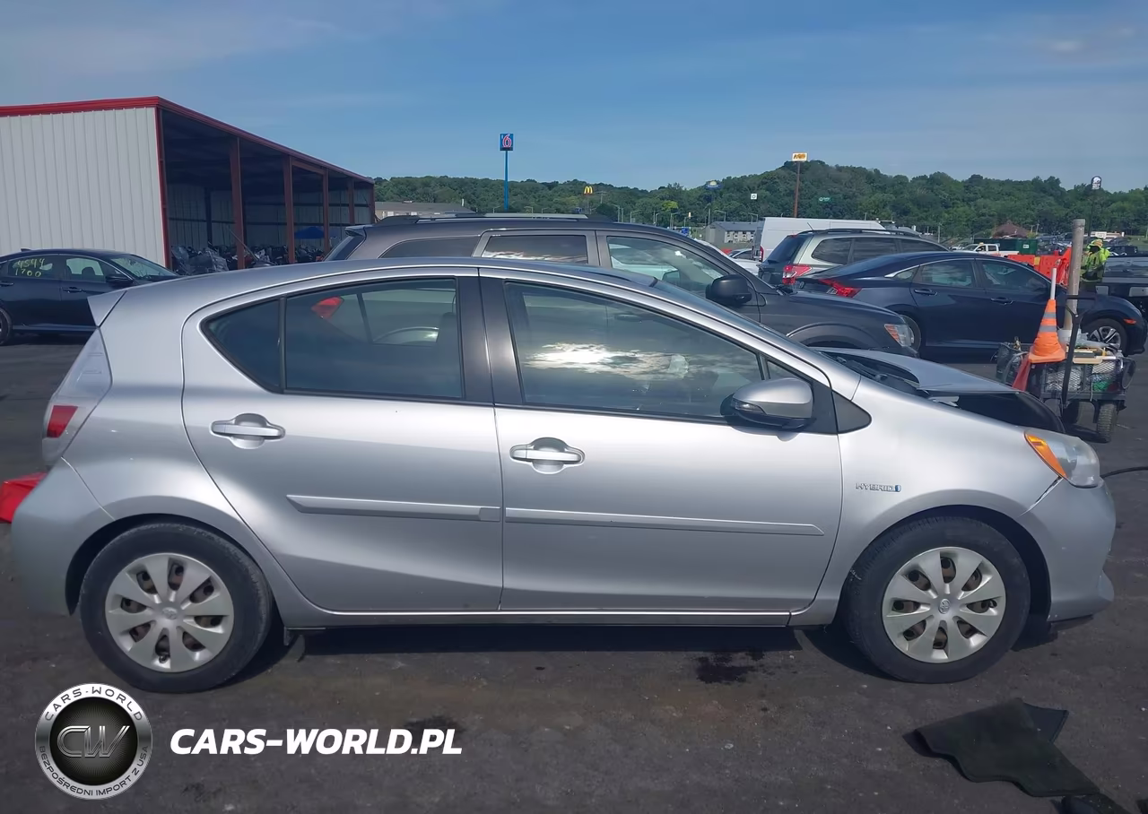 2012 Toyota Prius C Two VIN:JTDKDTB35C1527228 - 13