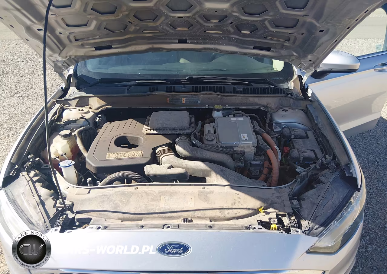 2018 Ford Fusion Hybrid S VIN:3FA6P0UU3JR279003 - 10