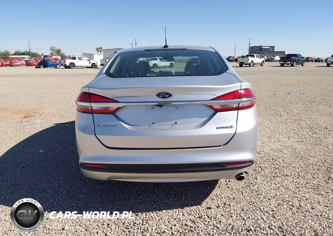 2018 Ford Fusion Hybrid S VIN:3FA6P0UU3JR279003 - 16