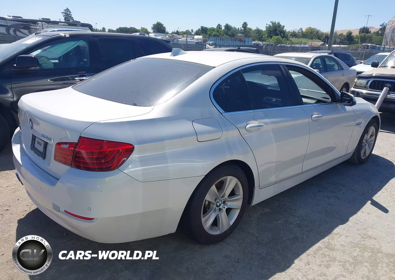 2015 BMW 528 I VIN:WBA5A5C5XFD516419 - 4