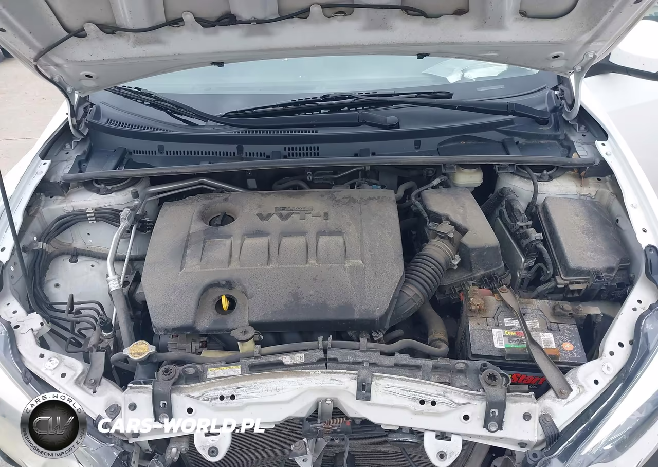 2015 Toyota Corolla S Plus VIN:5YFBURHE2FP230316 - 10