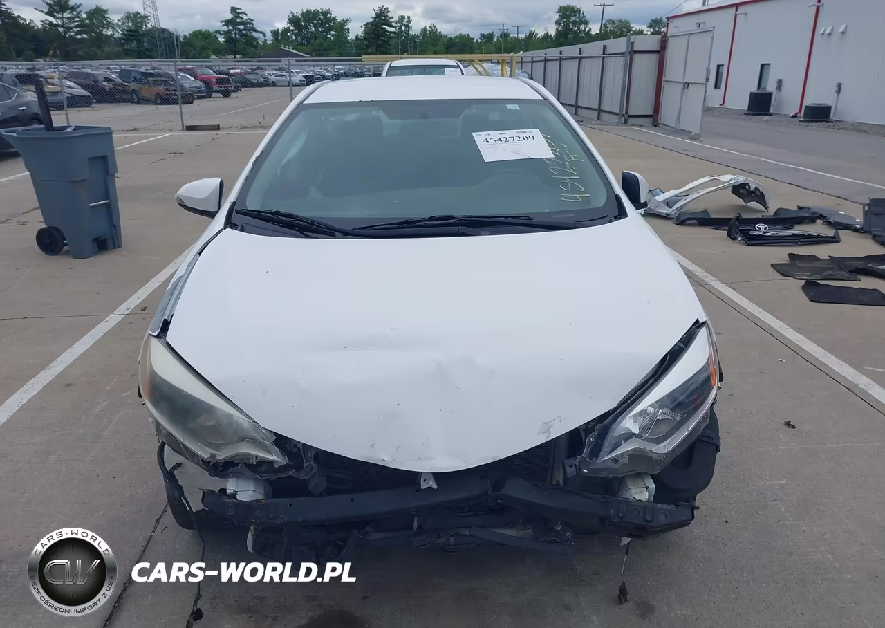 2015 Toyota Corolla S Plus VIN:5YFBURHE2FP230316 - 12