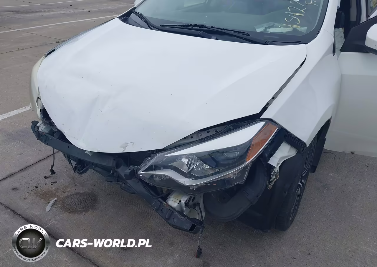 2015 Toyota Corolla S Plus VIN:5YFBURHE2FP230316 - 6