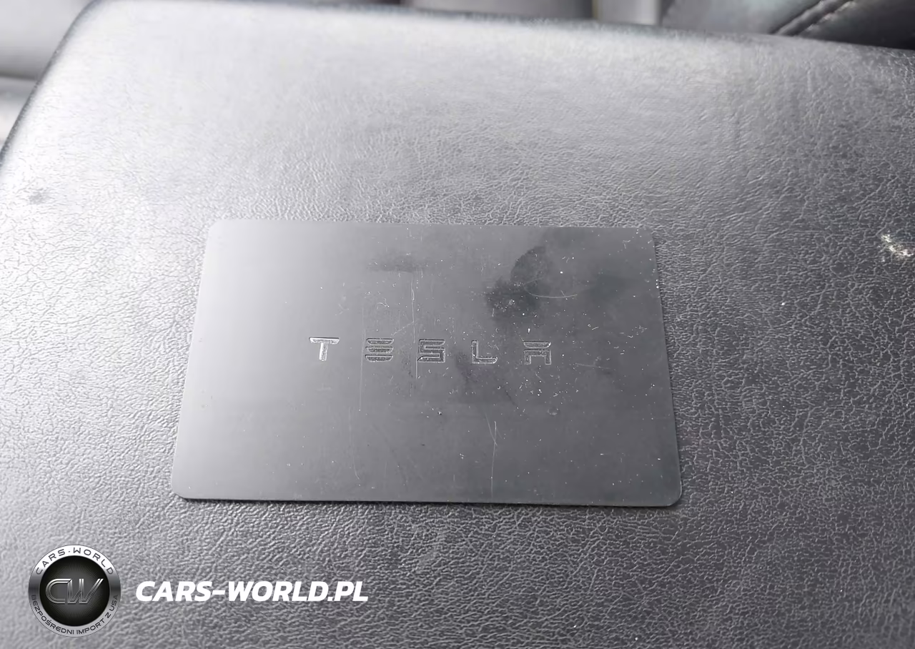 2018 Tesla Model 3 VIN:5YJ3E1EA8JF124994 - 11